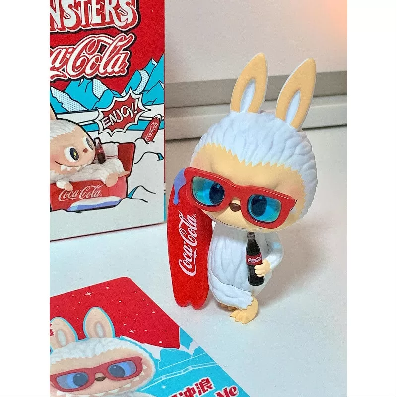 Labubu Die Monster Coca Cola Serie Surf With Me
