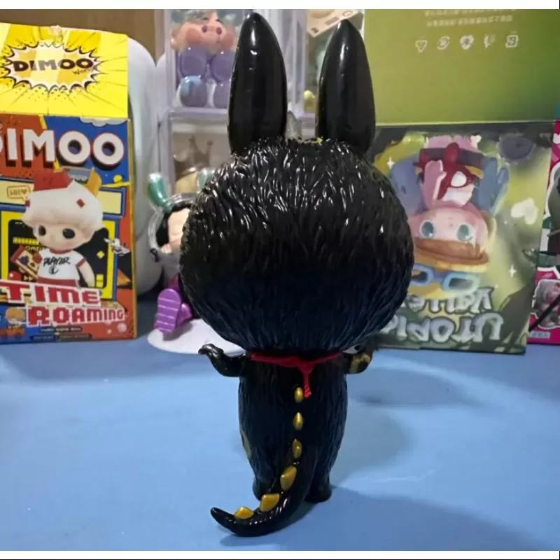 Labubu Die Monster Die kleinen Monster Zimomo Serie 4 Maneki Black Ver.