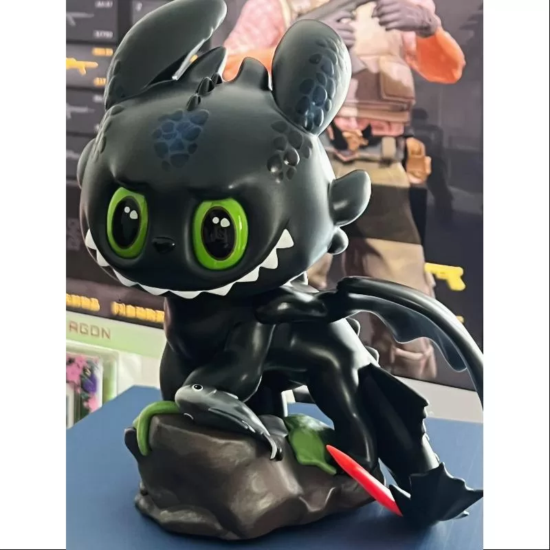 Labubu Die Monster Drachenzähmen leicht gemacht Schwarze Figur LIMITIERT