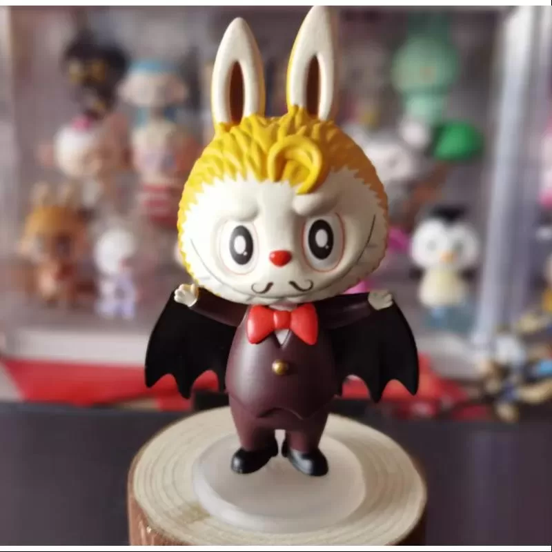 Labubu Die Monster Karneval Serie Vampirfürst