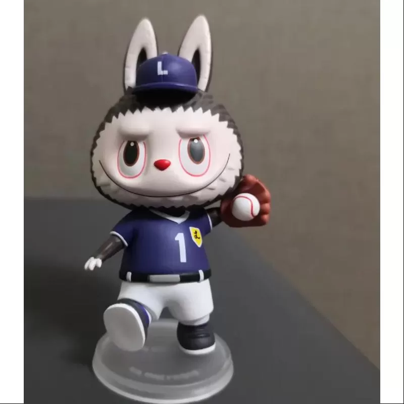 Labubu Die Monster Sportserie BASEBALL Labubu Die Monster Sportserie BASEBALL