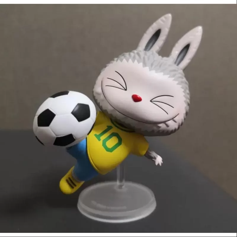 Labubu Die Monster Sportserie FUSSBALL