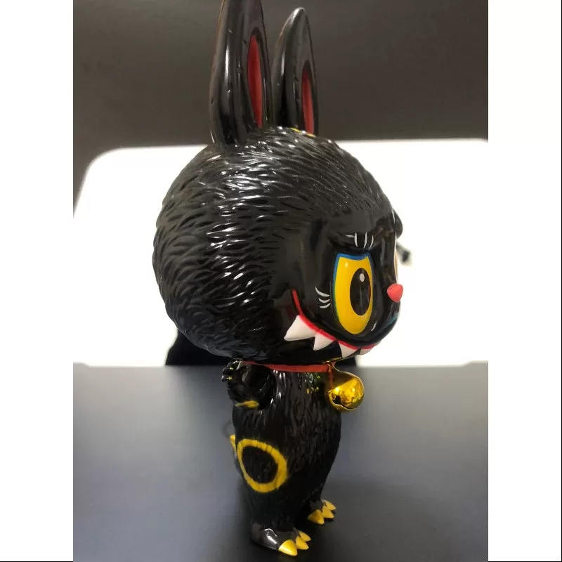 Labubu Die Monster Zimomo Maneki Black Hong Kong 2019 LIMITED