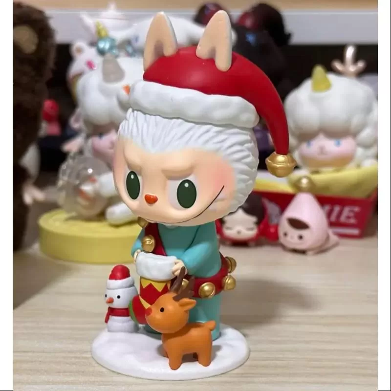 Labubu Pyjamas aus der „The Monsters Let’s Christmas“-Serie Labubu Pyjamas aus der „The Monsters Let’s Christmas“-Serie