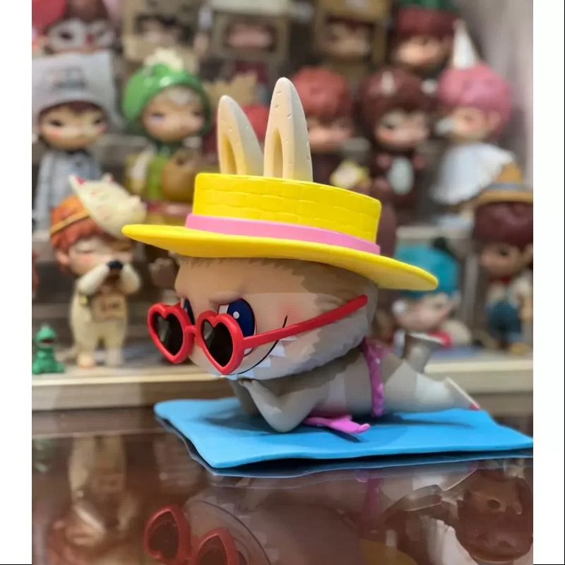 Labubu The Monsters Beach Figurine LIMITED Labubu The Monsters Beach Figurine LIMITED