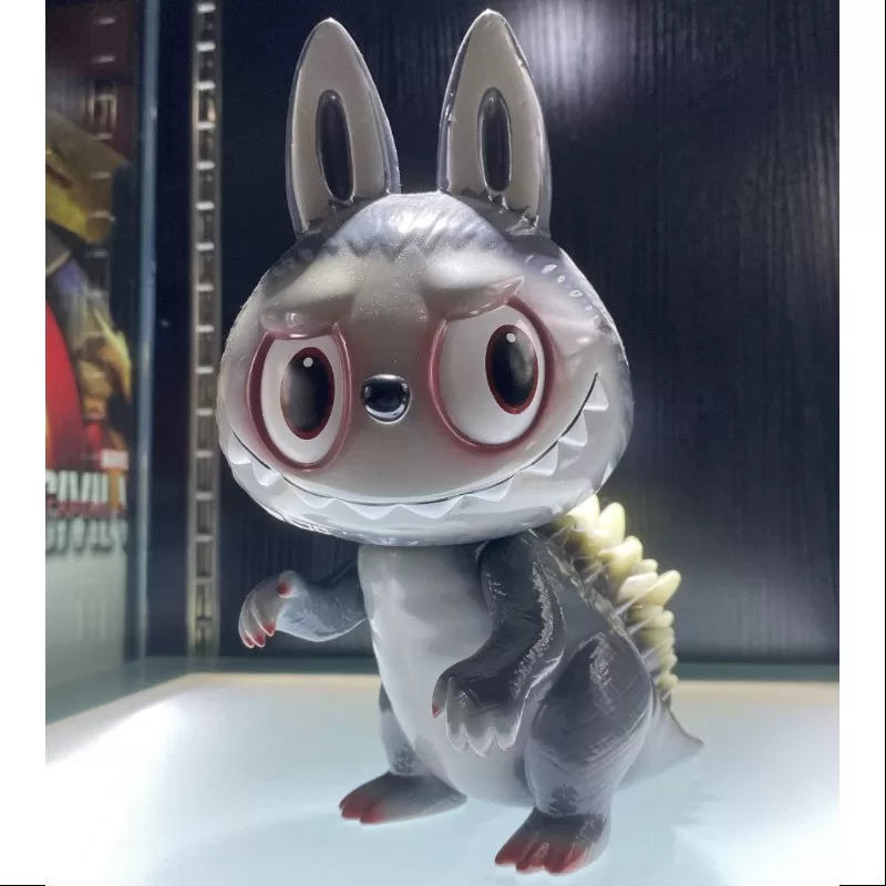Labubu The Monsters Gojimomo Originalfarbe 2019 BTS LIMITED (im Dunkeln leuchtend) Labubu The Monsters Gojimomo Originalfarbe 2019 BTS LIMITED (im Dunkeln leuchtend)