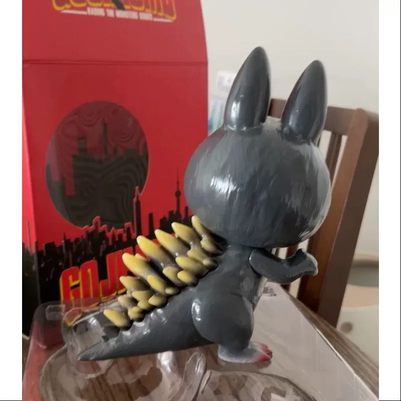 Labubu The Monsters Gojimomo Originalfarbe 2019 BTS LIMITED (im Dunkeln leuchtend) Labubu The Monsters Gojimomo Originalfarbe 2019 BTS LIMITED (im Dunkeln leuchtend)