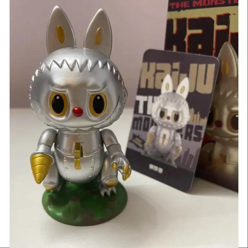 Labubu The Monsters Kaiju-Serie ROBOTER GOJIMOMO