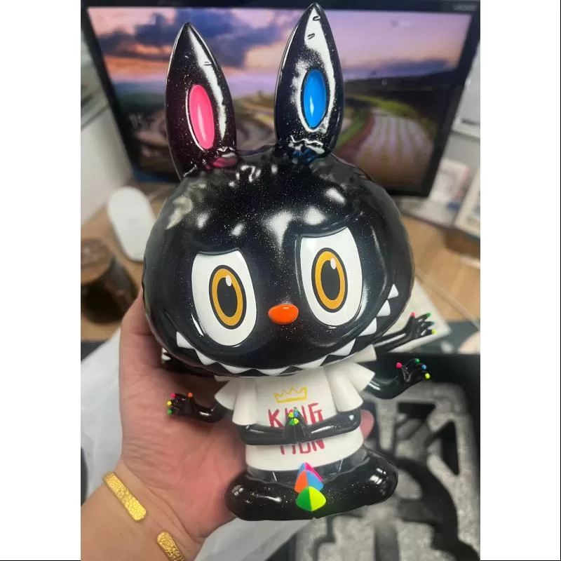 Labubu The Monsters King Mon von Kasing Lung LIMITED Labubu The Monsters King Mon von Kasing Lung LIMITED