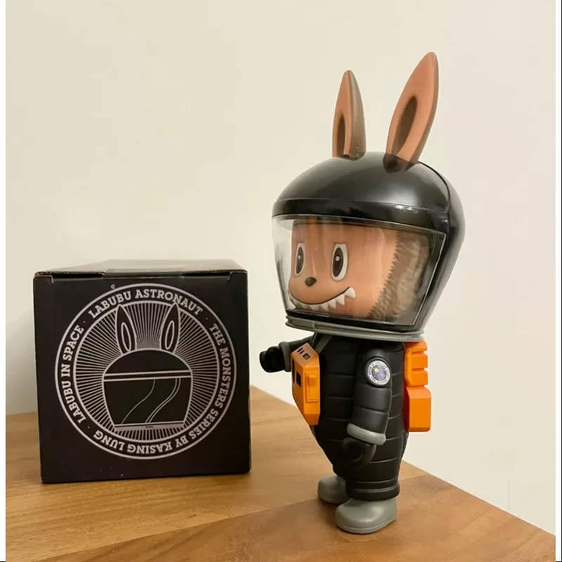 Labubu The Monsters Labubu Astronaut Black 2019 LIMITIERT Labubu The Monsters Labubu Astronaut Black 2019 LIMITIERT