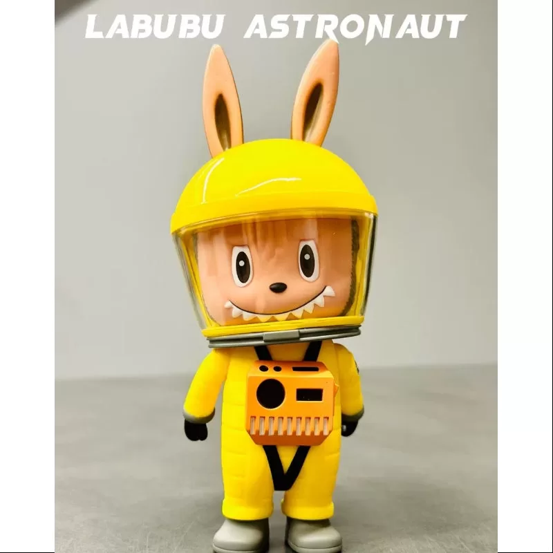Labubu The Monsters Labubu Astronaut Gelb 2017 LIMITIERT