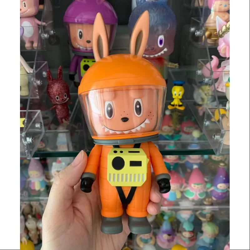 Labubu The Monsters Labubu Astronaut Orange 2017 LIMITIERT
