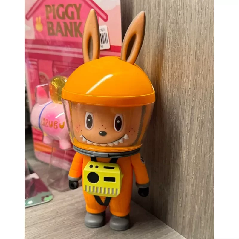 Labubu The Monsters Labubu Astronaut Orange 2017 LIMITIERT