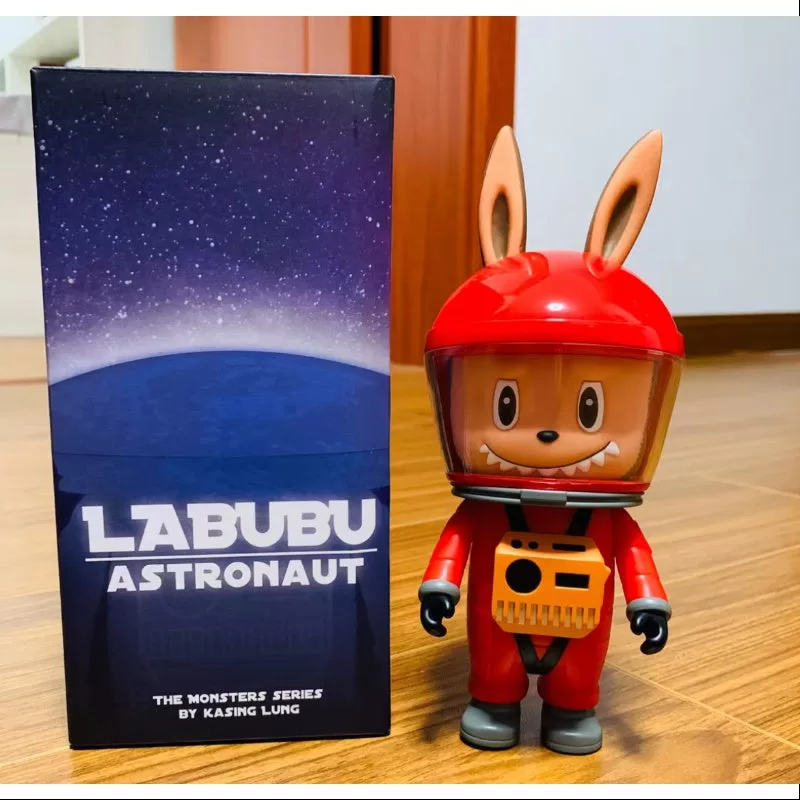 Labubu The Monsters Labubu Astronaut Red 2019 LIMITIERT