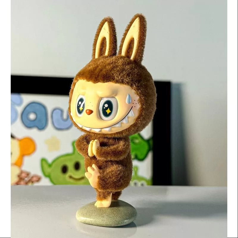 Labubu The Monsters Lazy Yoga Serie Geheimer Yoga-Coach